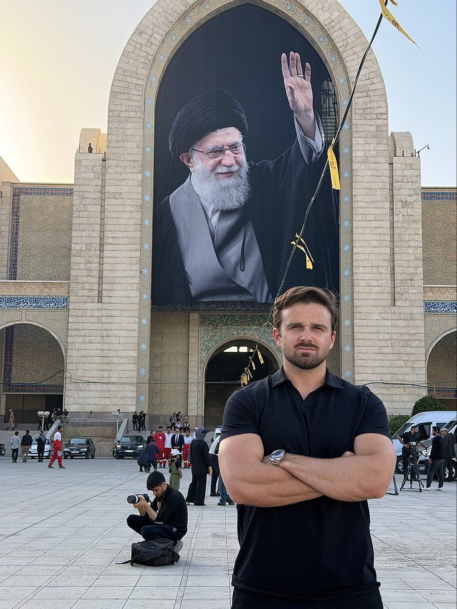 jacksonhinkle's tweet photo. ❤️🇮🇷 Paying my respects to the martyred Leader https://t.co/2kLHwGSXn7