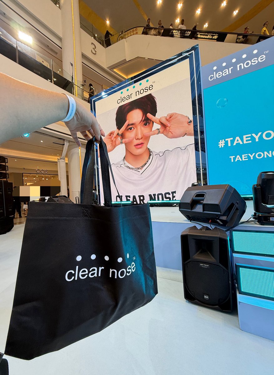 s0_dear's tweet photo. โคตรจะเริ่ด 
Lucky fan ได้ของสมนาคุณด้วย 🥰

TAEYONG CLEAR NOSE AMBASSADOR
#TAEYONGxCLEARNOSETOWN https://t.co/l0rXdJBNDI