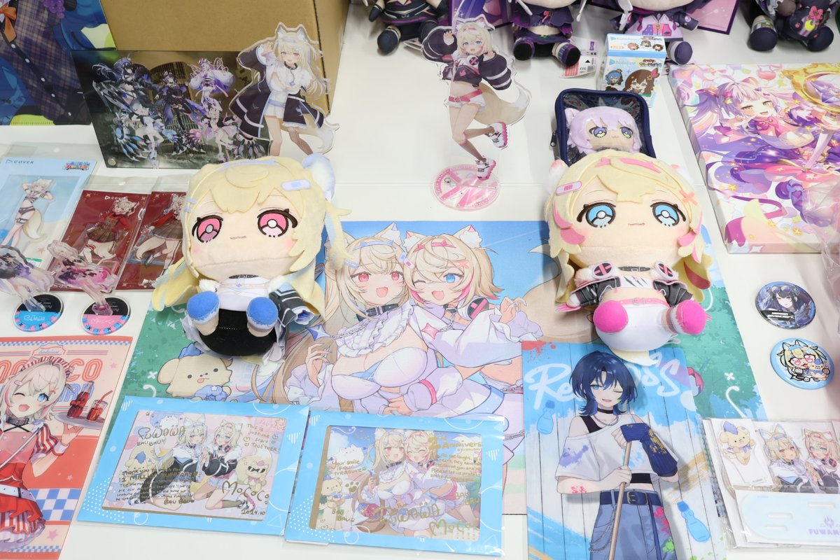 Raven_enkun's tweet photo. ホロファミの祭壇出来たけど圧巻すぎた… https://t.co/G9CbcHIzNo