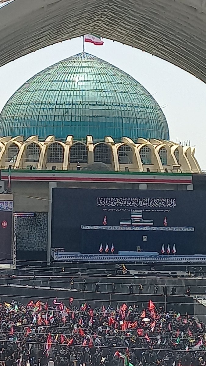 Laadanfa's tweet photo. قِيلَ ادْخُلِ الْجَنَّةَ ۖ قَالَ يَا لَيْتَ قَوْمِي يَعْلَمُونَ(۲۶) بِمَا غَفَرَ لِي رَبِّي وَجَعَلَنِي مِنَ الْمُكْرَمِينَ(۲۷). https://t.co/5qguZXzA6H