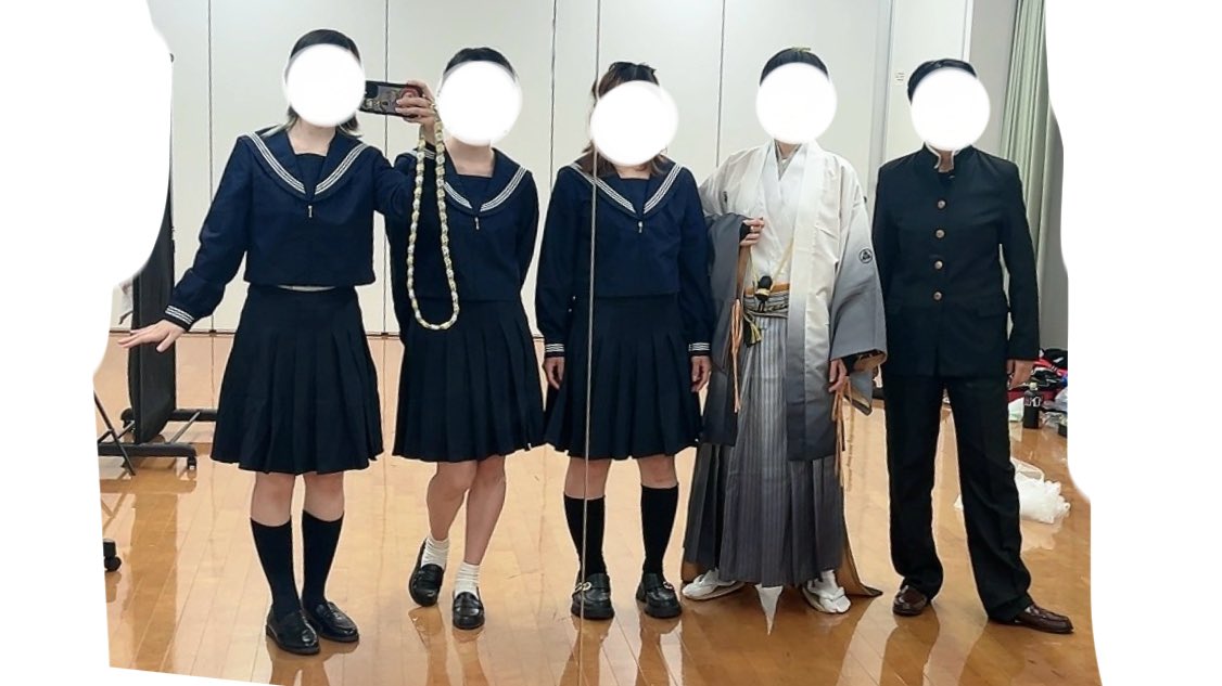 almo19xx's tweet photo. #おどつなvol85 の
ドレリハ最終練習でした！！

お楽しみに♡

─ ずっと一緒っていったじゃん！
     裏切り者！！ ─ https://t.co/ZfMiR9F2gM