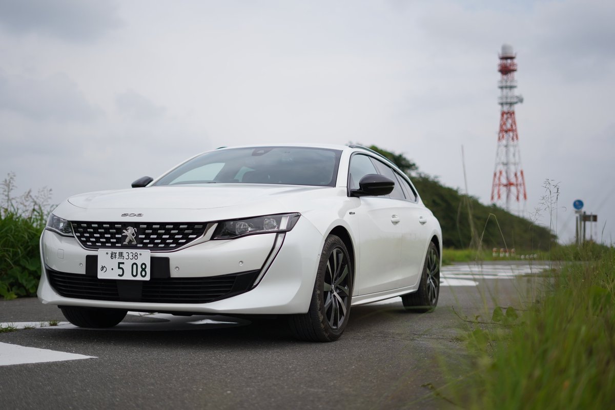 Create_Wagon's tweet photo. タイヤさえ汚れなければ、洗車したてで綺麗だったのにという写真 https://t.co/N98IrlXBun