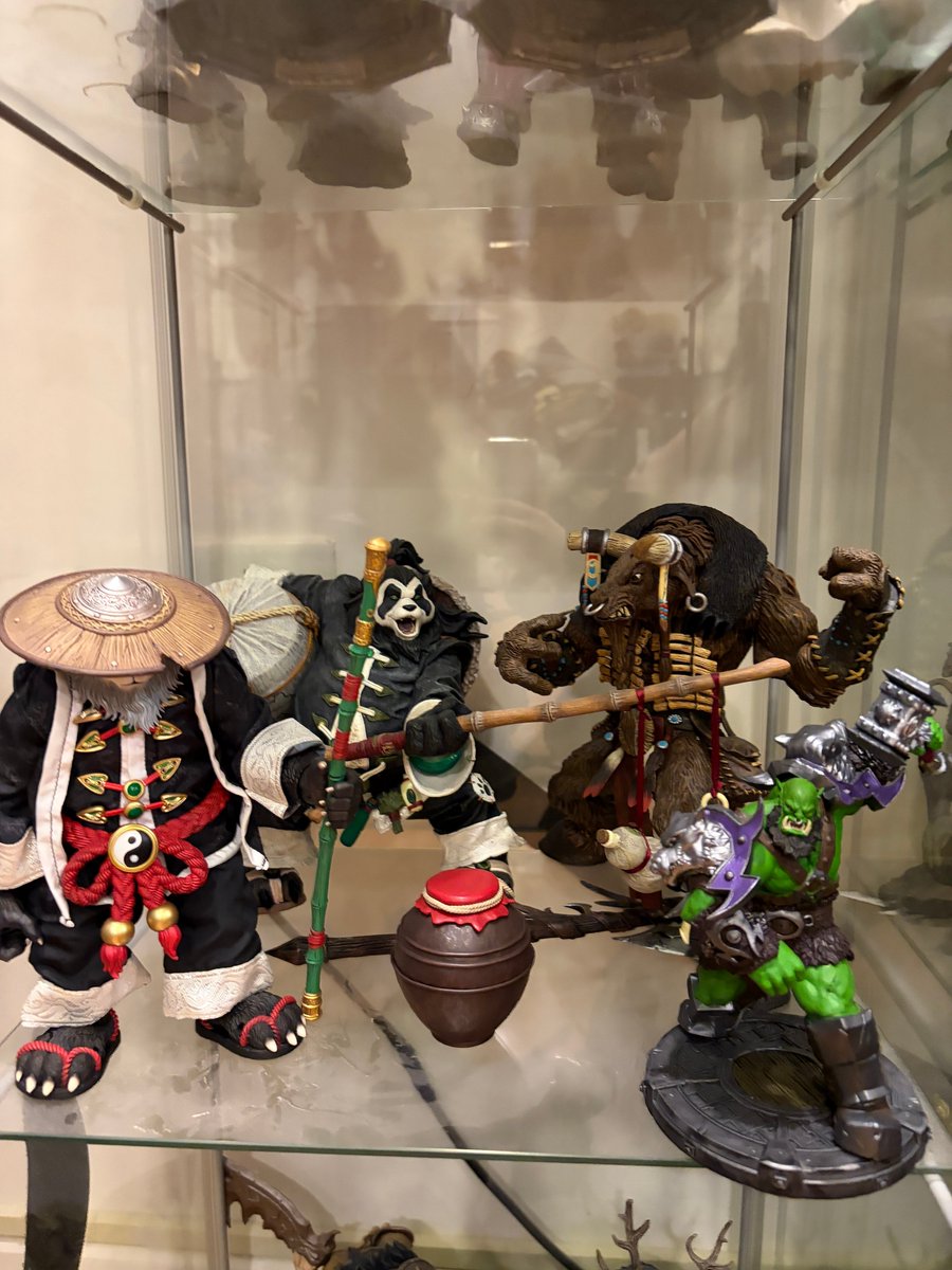 wolfengarorc's tweet photo. Collection, figures, statues thread (2 of 7 or 8)
Photo dump thread — more below 🧵👇 https://t.co/ScNxxsgaE6