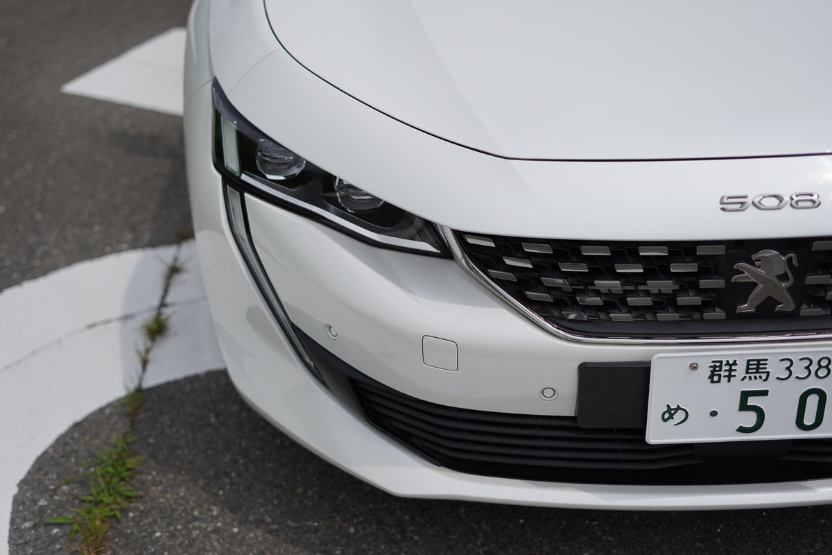 Create_Wagon's tweet photo. タイヤさえ汚れなければ、洗車したてで綺麗だったのにという写真 https://t.co/N98IrlXBun