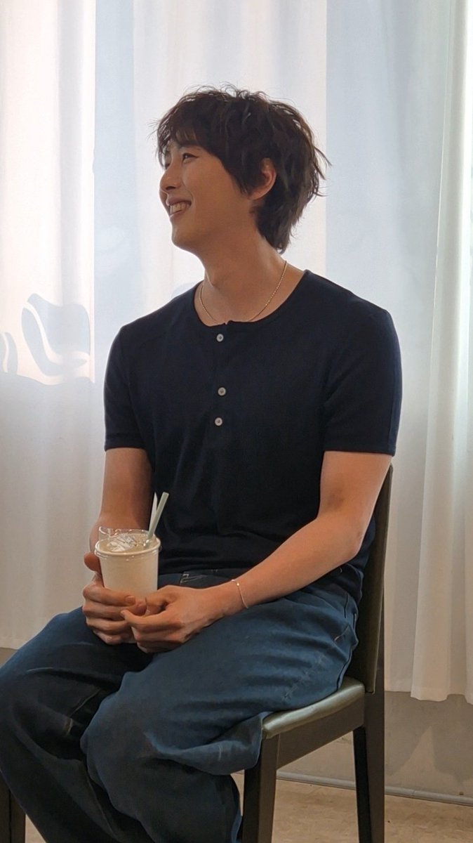 chii2ke_'s tweet photo. 260704 탱모임(? 탱미팅.. 🌸☘️🌊🏊‍♂️💧🍏🐇🎤💛 https://t.co/rPLX1jxtPF