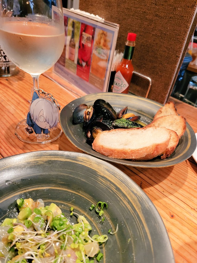 daisukidayo1227's tweet photo. 虎ノ門で百鬼夜行抄展行ってから

友だちと合流して

銀座でカフェして
ぶらぶらして銀座six行って
（銀ぶらと言うのかな😁✨）

晩御飯🌃🍴😋🍴💕

美味しい~🥂✨ https://t.co/IwcJuRMLKj