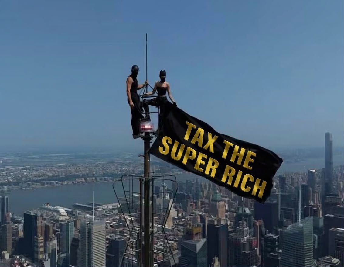 AkinyiOkello3's tweet photo. While millions struggle with rising cost of living, the wealth of the worlds richest individuals continues to grow at unprecedented pace. It's time for tax systems to work for everyone, not just the wealthiest. #TaxTheSuperRich
#FightInequality
Sign https://t.co/Sb2SGO8uFM https://t.co/ZGY401JNMW