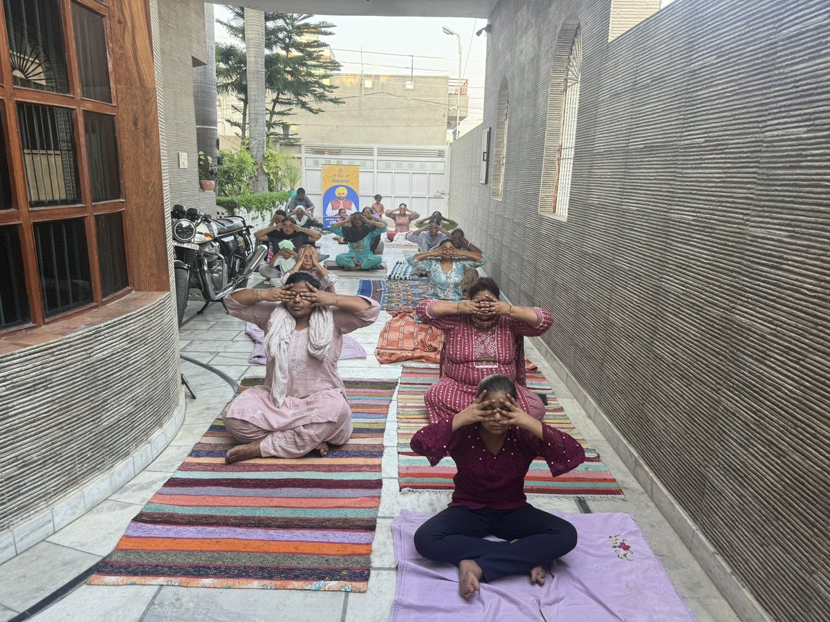 Ramanjotka83263's tweet photo. @BhagwantMann @AAPbalbir @PunjabGovtIndia
@DC Fatehgarhsahib
#DPRO Fatehgarh Sahib
#cmdiyogshala
#GovernmentofPunjab
#yogainspiration
#BhagwantMann https://t.co/jGzN9RfPbd