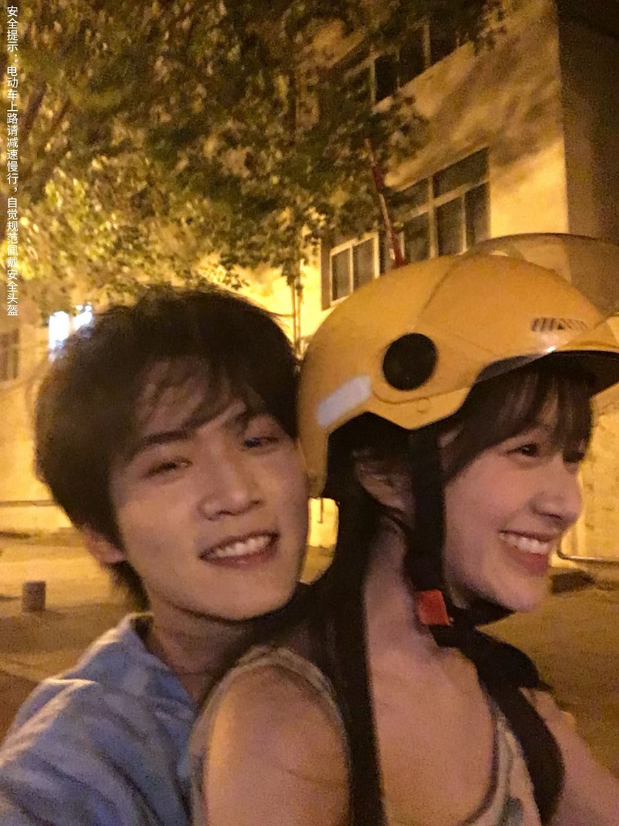luvsxhyssx's tweet photo. 이게 진짜.... 진짜임....., https://t.co/sBxv4eYt4w