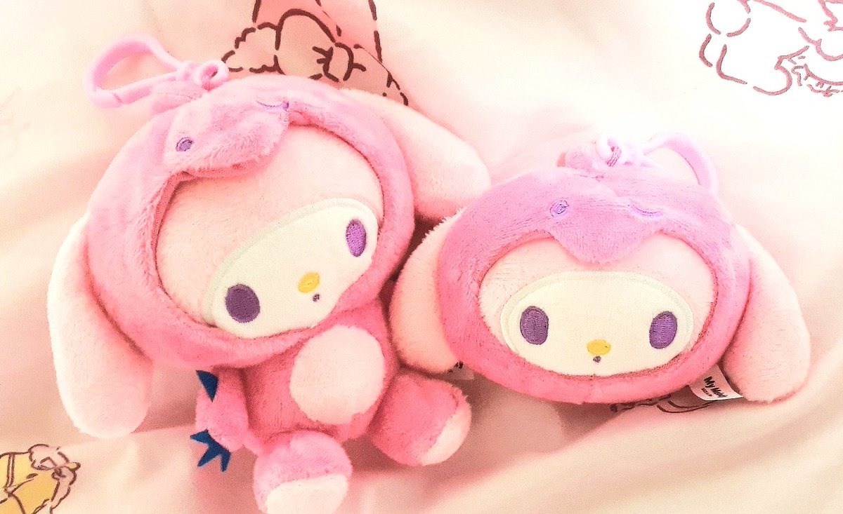 Somel4914's tweet photo. 🐰🦖💕 https://t.co/Yj6Pp3hpaM