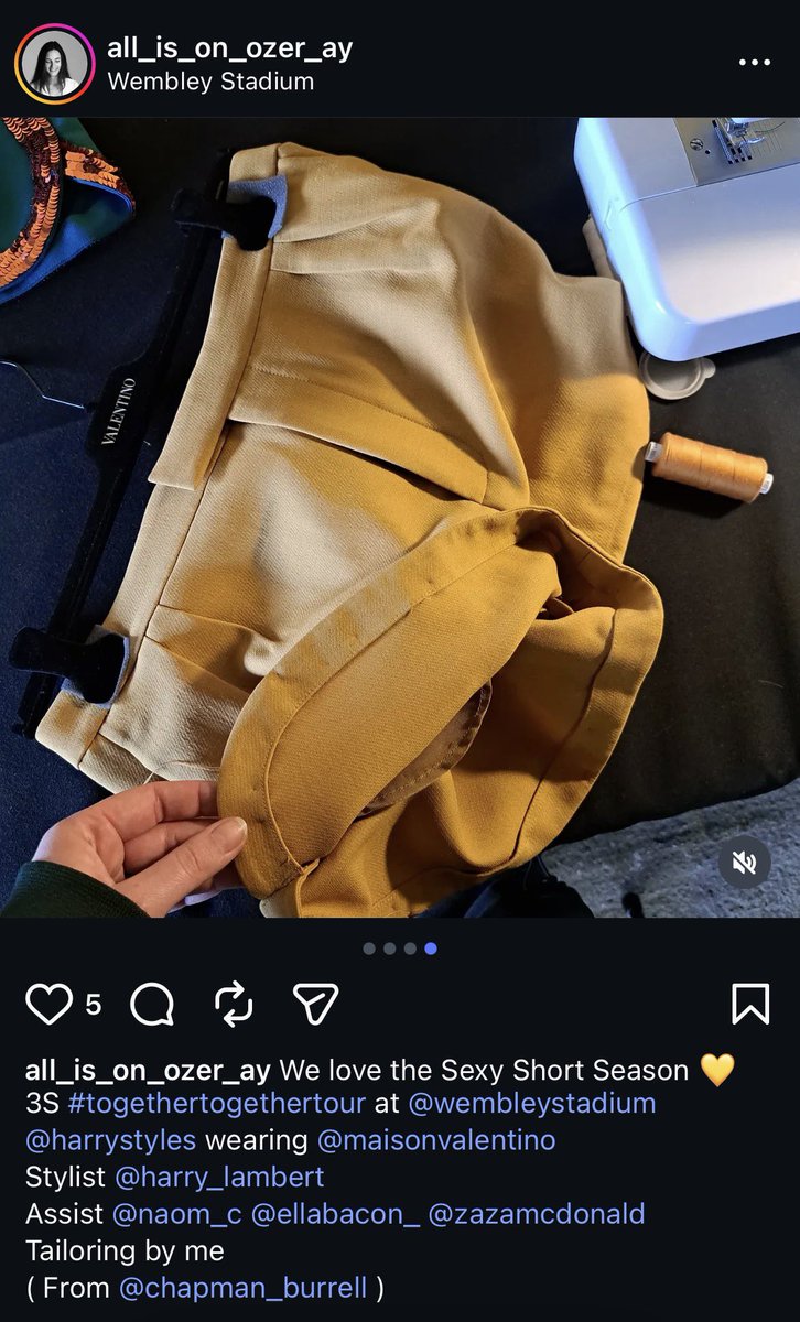 chrryprettstbby's tweet photo. Omg he got the pants cut last minute 😭😭😭😭 https://t.co/7WV12ToOfa