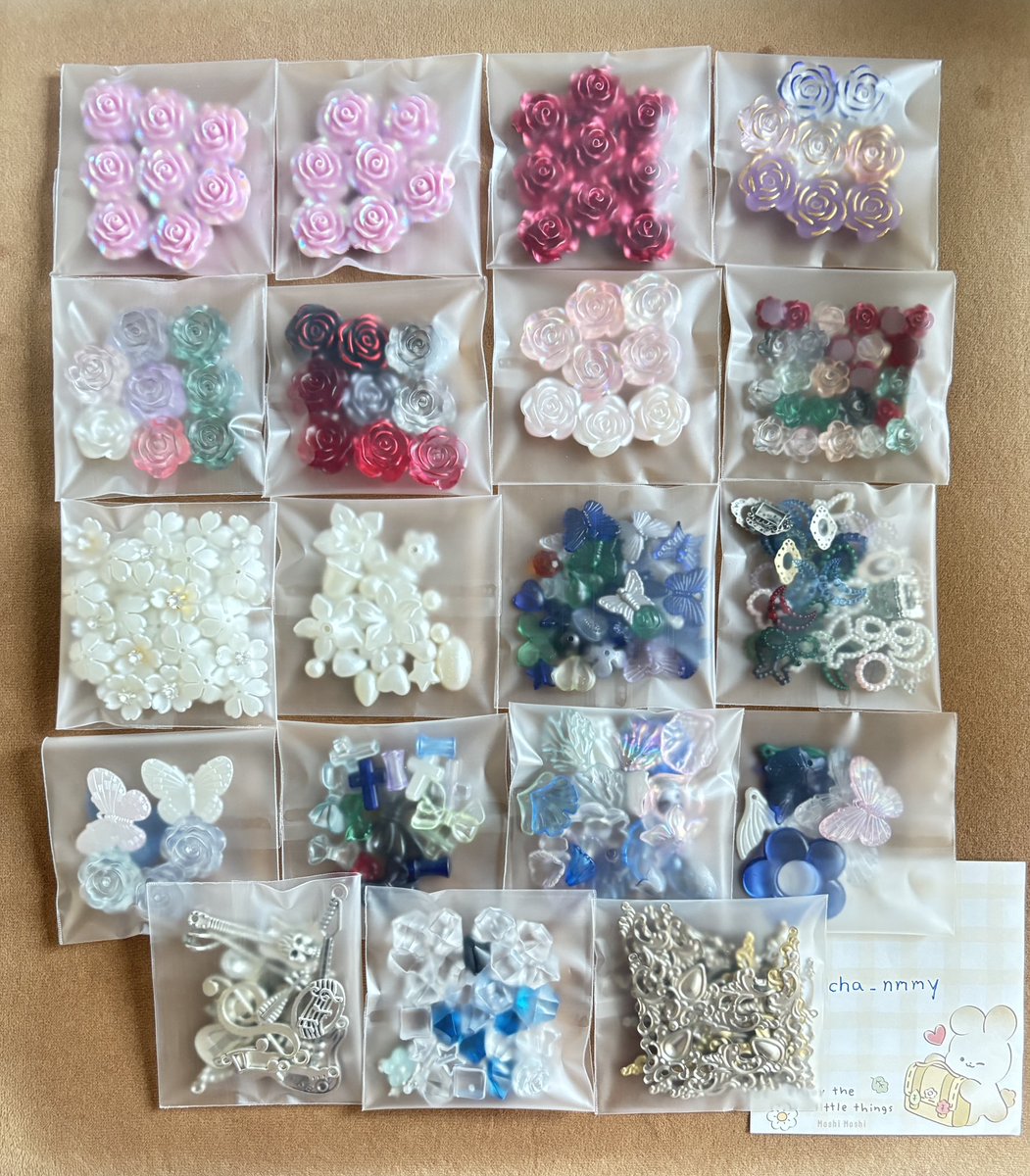 cha_nmmy's tweet photo. ❕พร้อมส่ง❕
  
꒰🍙꒱  Price  550฿ รวมส่ง

📍กล่องตรงฝาแตก(ใช้งานได้ปกติ)
      
สอบถามเพิ่มเติมDM/เมนชั่นค่ะ✔️
#เฟรมการ์ด  #เฟรมการ์ดตกแต่ง #ตลาดนัดเฟรมการ์ด https://t.co/VrhzuNeEw8