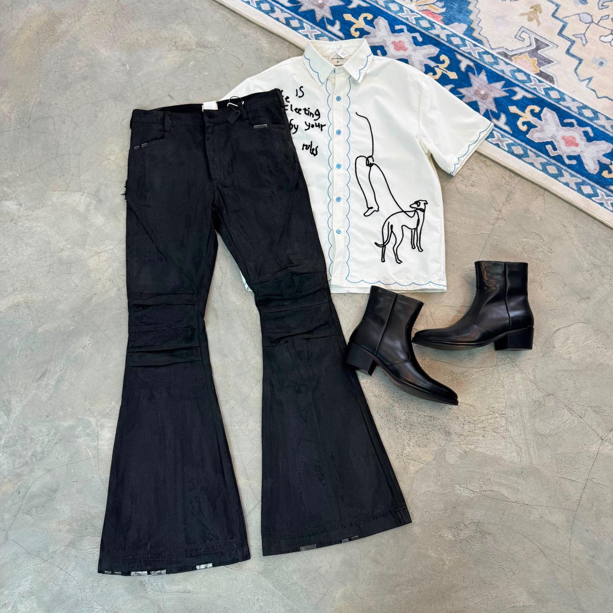 Citytheplug's tweet photo. 🏷️ Top: N40,000 (30$)

🏷️ Denim: N78,000 (58$)

🏷️ Boot: N95,000 (70$) https://t.co/3AqHOSJ9qN