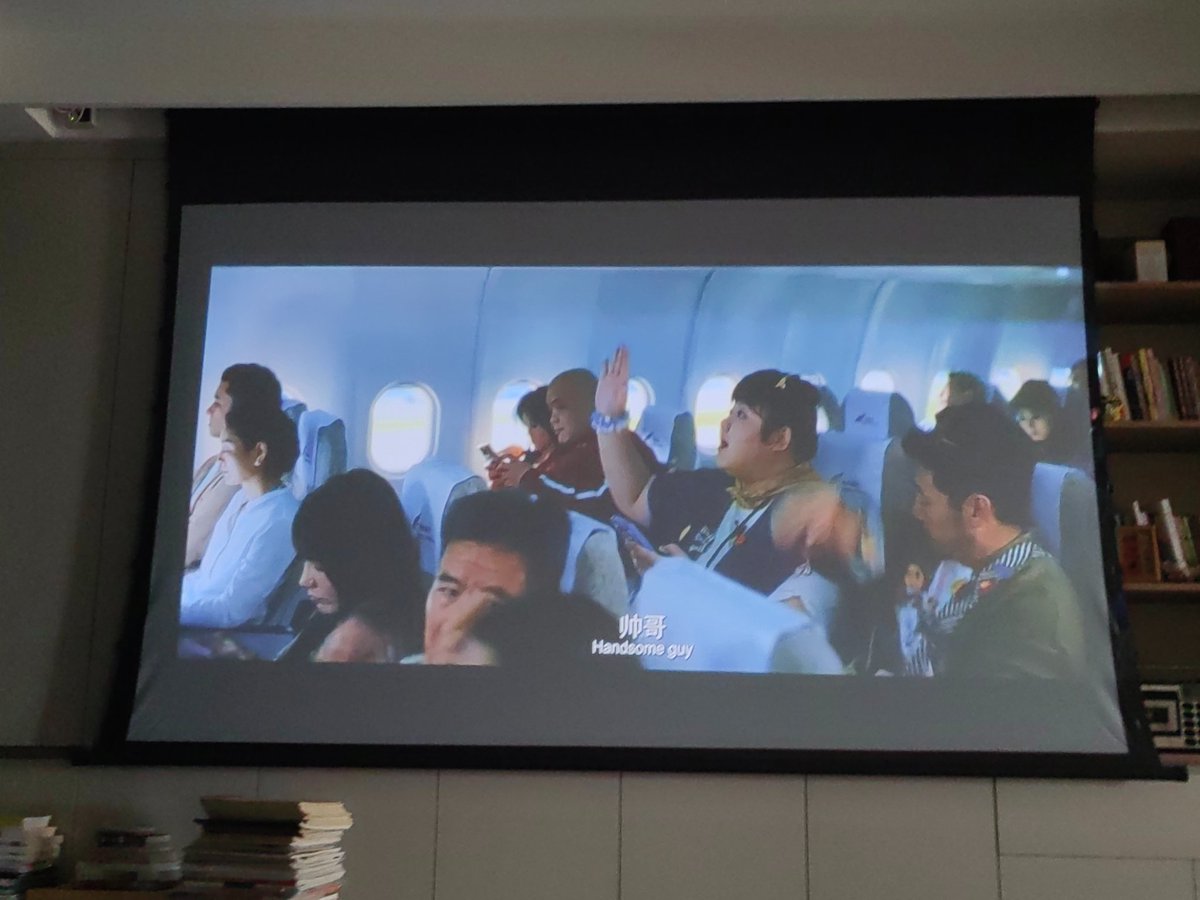 baimao1106's tweet photo. watch a movie～～ https://t.co/bUvsy8C9Kv