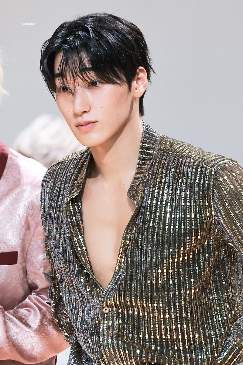 saniverse_0710's tweet photo. 260704

#SAN #최산 #サン
#ATEEZ #에이티즈 https://t.co/ycrLhPVWbD
