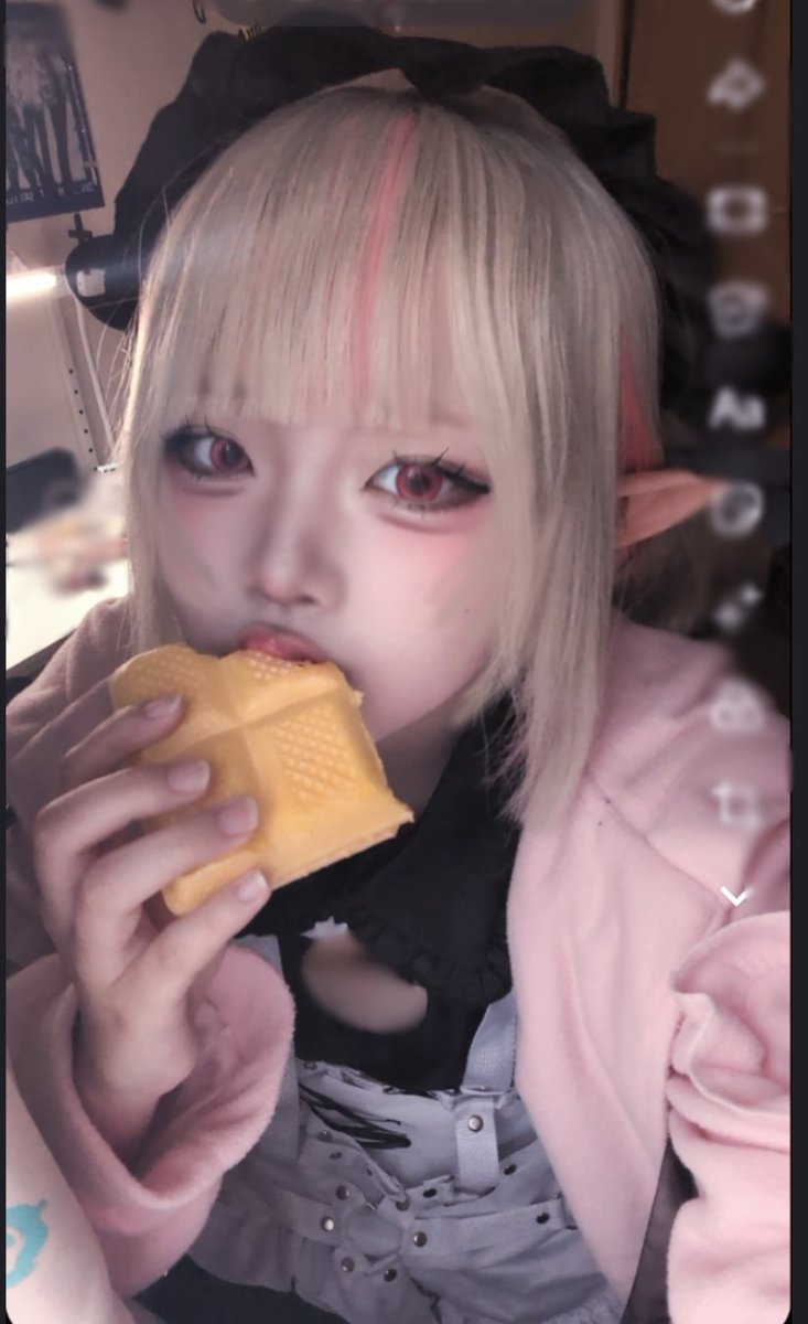 _Iis2_ria's tweet photo. あむっ！！！ https://t.co/fKhGZzZD3h
