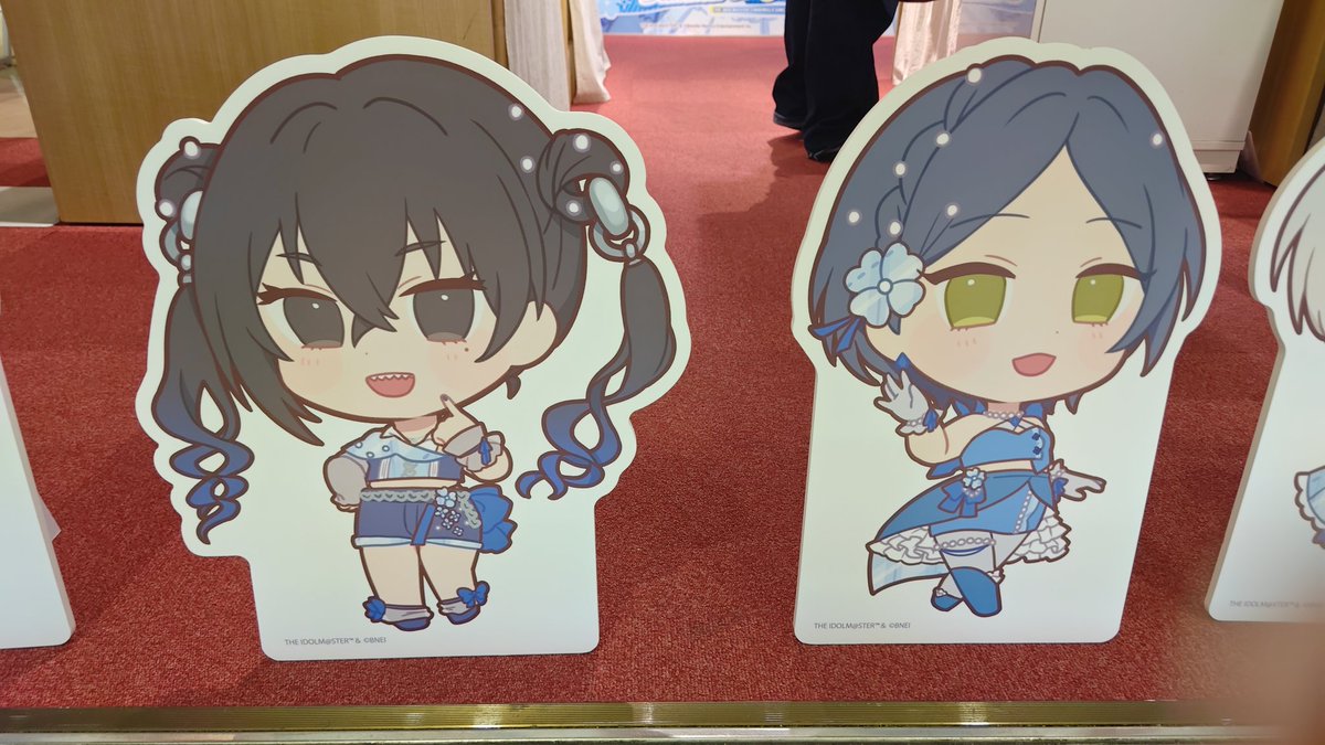 o_ovipper's tweet photo. あと東京タワーで開催中のデレマスコラボも行ってきた
担当(砂塚あきら/速水奏)のアクスタ買ったら2枚くじ引けて、奇跡のA賞B賞両取り出来て激あちでした、これが"""担当力"""すか https://t.co/vGmiS3b51h