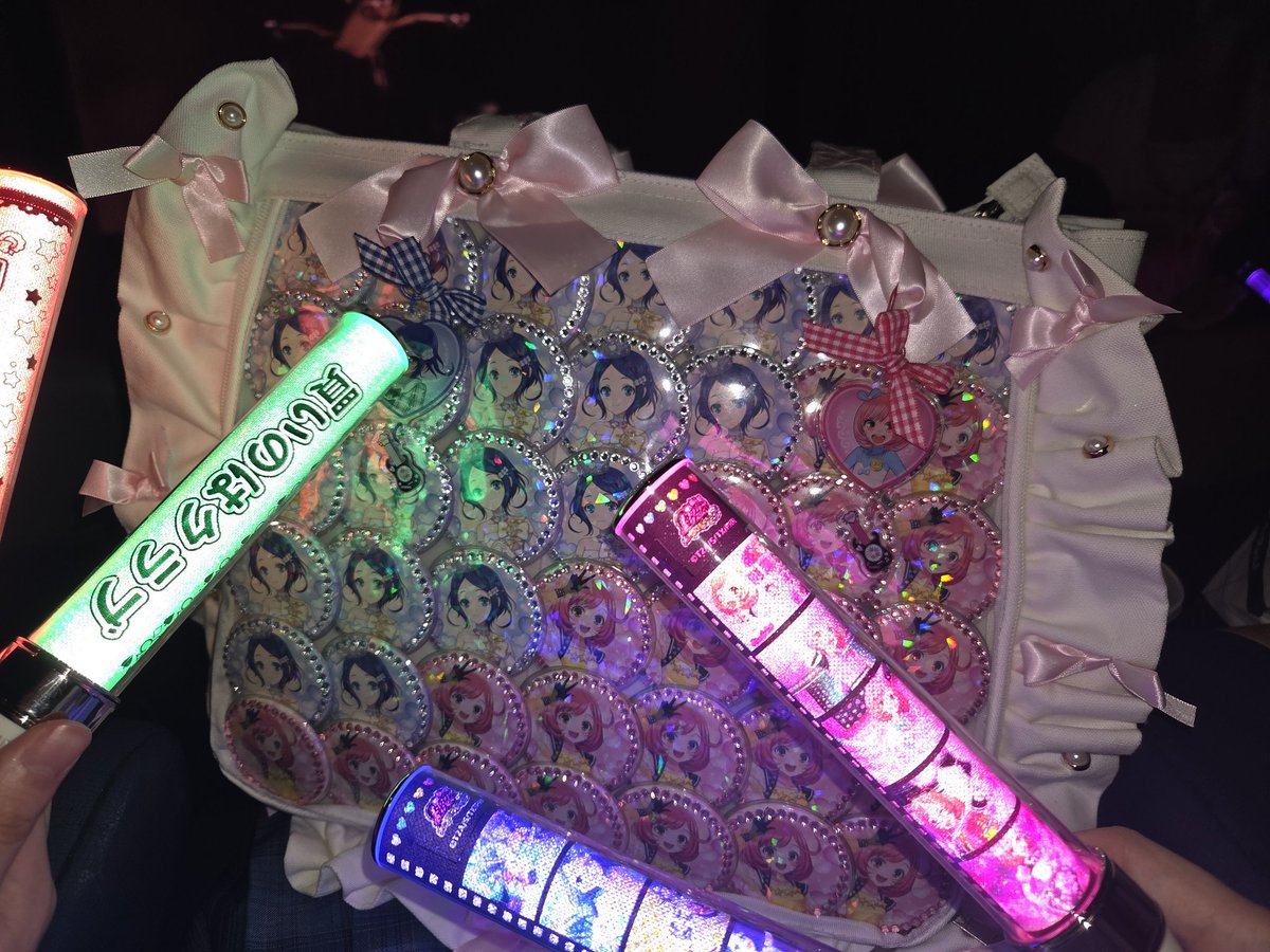 jeolrae_'s tweet photo. #킹프리_트친소
#프리즘스톤_트친소

킹리전 다녀온 ��념으로 ^///^
꿈라프 나루, 킹프리 아이 너무너무 좋아합니다~!
흔적 남겨주시면 천천히 찾아뵐게요 💗 https://t.co/4Y0fC4MqCM