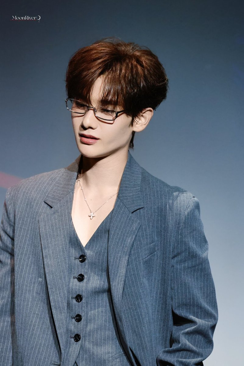river_nineeee's tweet photo. 「20260704」

高总好！😎

#DEMONINE
#นายท่านกรชิต #高卿尘Nine
#GaoQingchen  
@naninenai99 https://t.co/QzXuHGIF5A