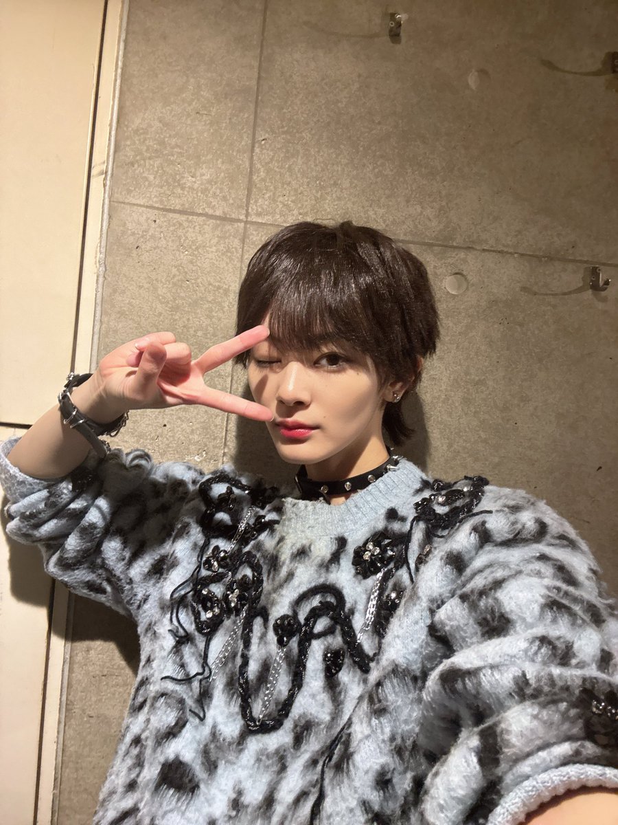 ore_yoshimune's tweet photo. Finally presents 10days  Live Show
 “GACHINKO 2026” 
LIVEありがとうございました✨

ラジナリー以来の共演！
ライブ中風王はもちろん、
ファイミリーの声がたくさん聞こえてきて凄く俺たちも熱くLIVEできました！

また是非よろしくお願い致します！🥹

#ファイナリー
#風男塾 https://t.co/Vvmr2vRYRM