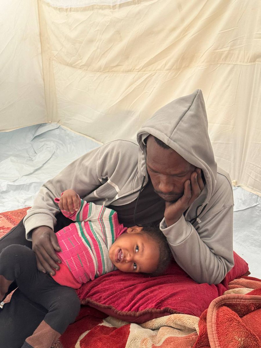 RamiUbaid97990's tweet photo. We have seen death in all its forms, fast and slow, but we die a hundred thousand times every day from hunger, fear, terror, insects, rats, mosquitoes, fleas, and the diseases that spread and are transmitted among children.
https://t.co/E7TbF8Pshx https://t.co/Nc9fnAmQjm