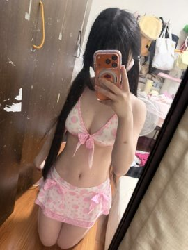 もか tweet media
