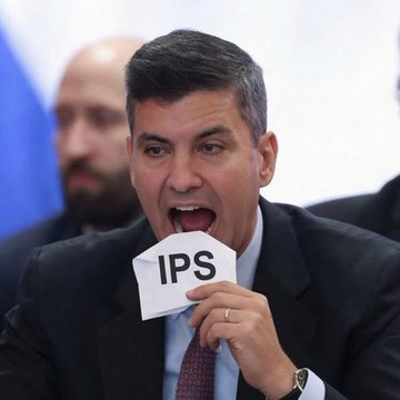 pycyberpatrol's tweet photo. SINVERGUENZAS: En Paraguay, @SantiPenap  y el movimiento de @Horacio_Cartes solo piensan en sus “amigos bank” y dejan a la población sin medicamentos, buena atención médica, seguridad, etc. Un funcionario de IPS confirma lo que sabíamos: Que hoy UENO supera los límites legales. https://t.co/EmJS3R7Dn8