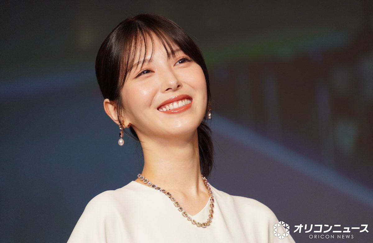 AkiMay26's tweet photo. 綺麗だなあ……
#浜辺美波 https://t.co/NdJBvehrLe