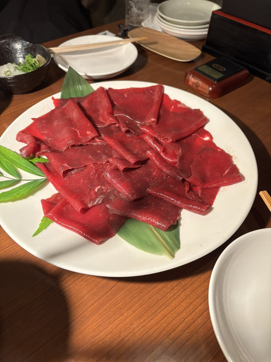fumi_23rd's tweet photo. ぼたん、もみじ、やまくじら、カンガルー https://t.co/rijulzeIXA