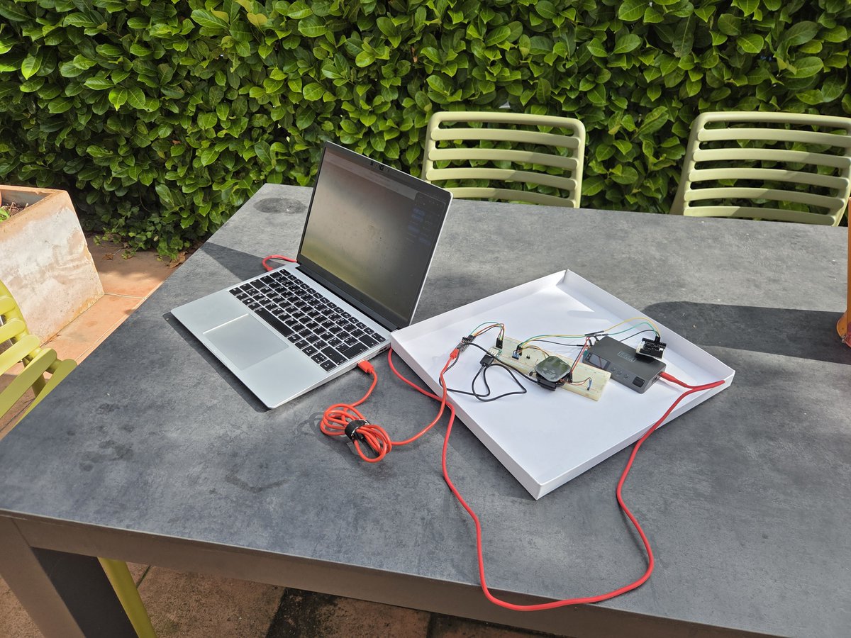 codingfield's tweet photo. We have a fix!  Testing the GPS receiver on the #Pine64 #PineTimePro prototype!

@thepine64 https://t.co/zUEfwtgLg6