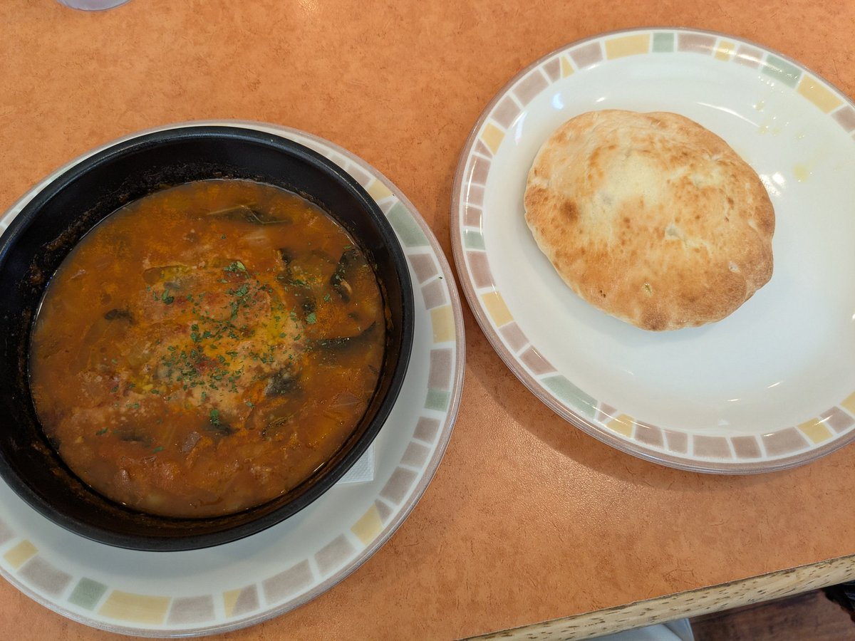 Heironorama's tweet photo. Saizeriya minestrone and focaccia lunch https://t.co/J26zILwtO0
