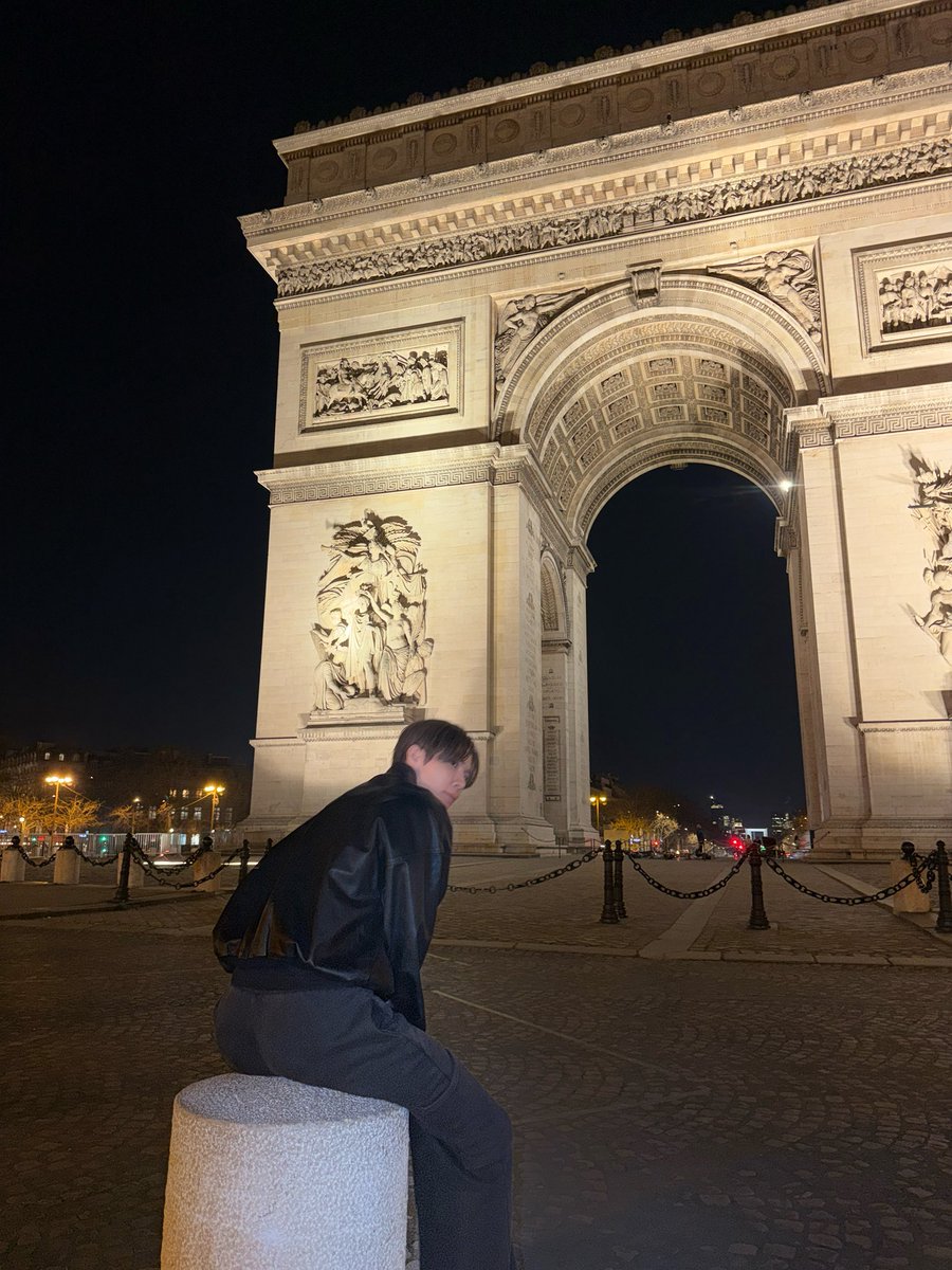 zee_pruk's tweet photo. I wanna travel so bad. 🥹🌍✈️ #ZeePruk https://t.co/u64EedMCAA