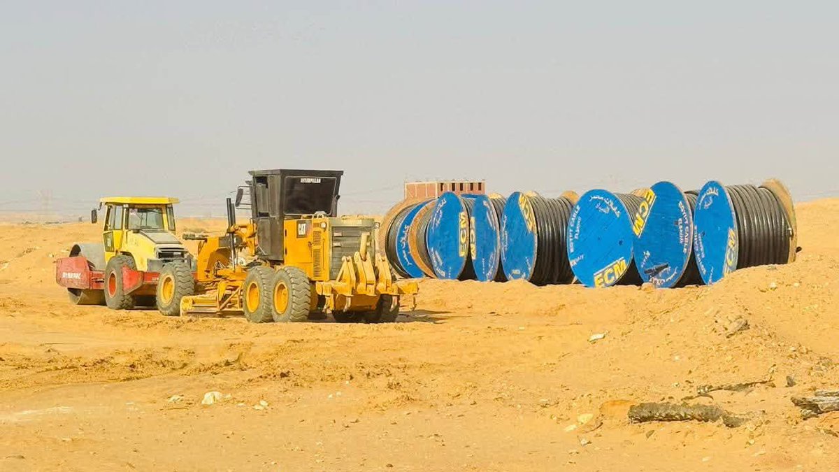AlMasdarGate's tweet photo. #المصدر | وزيرة «الإسكان» تتابع مستجدات ملف توفيق أوضاع الأراضي المضافة للمدن الجديدة

https://t.co/weyQ34N6bh https://t.co/kKlXN8BTpQ
