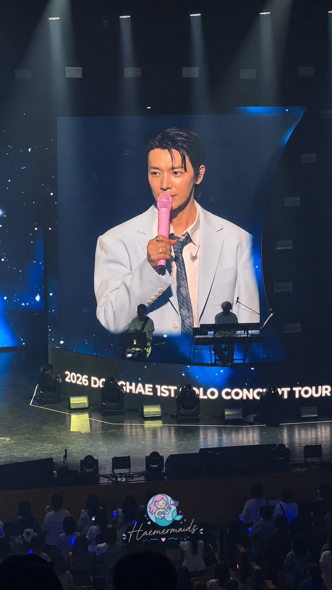 haemermaidsph's tweet photo. No words will ever be enough. 🥹💙

I could stare at him all day. He's just so handsome.

#동해 #DONGHAE #ALIVE https://t.co/vNjeQTFxpR
