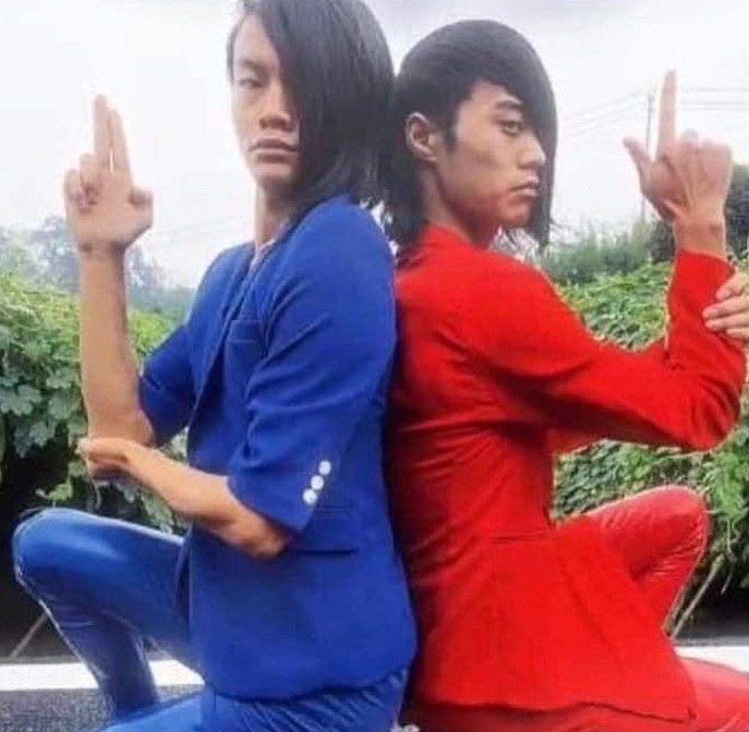 Seumbagi's tweet photo. NGUEHDHEUEHUEE ISA HEUEHEUEHEUEH ISAAAA. Aku, isa, dan bermacam cerita di rosblok🗯 terima kasih Plave, karena udah ketemuin aku sama isa digidaw ini #bersyukur💜 #sayangnoah https://t.co/zDCp2yPzXA