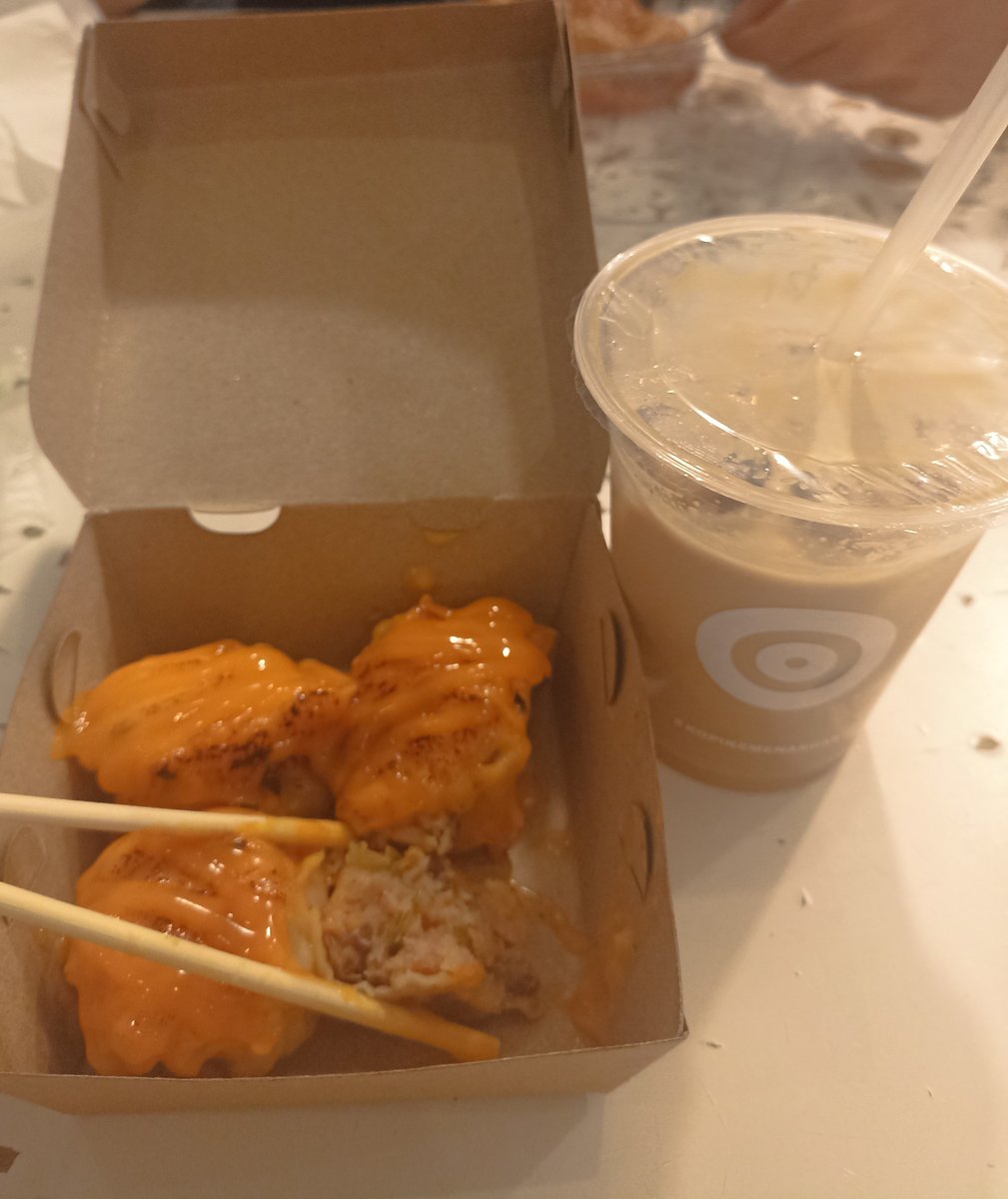 YolightP's tweet photo. Dimsum mentai+kopi = combo mantap👍👍 https://t.co/lg85nFlMS4