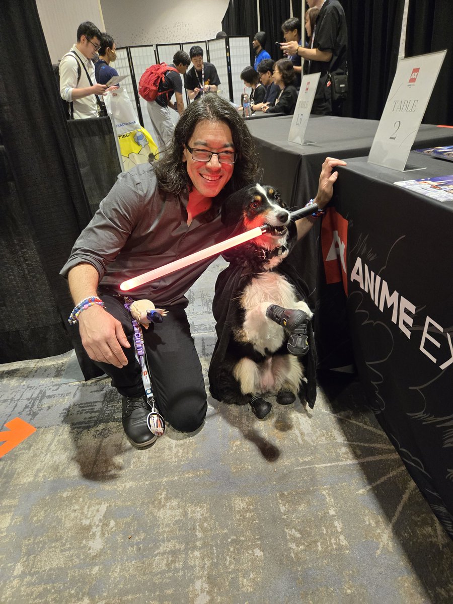 sydneythesd's tweet photo. I had the pleasure of meeting the voice of #Theo in @starwars #Visions &amp; #HugoVlad in @ZZZ_EN (amongst other illustrious and notable roles) @JimmieYamaguchi! Tried to get him to join the #Barkside but he's a very good human. @animeexpo https://t.co/ahHUBH0rNn