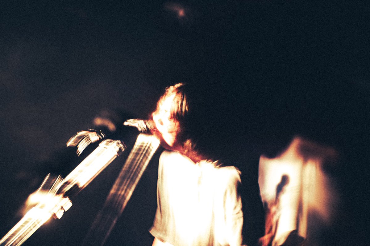 toyjoy_band's tweet photo. // Live Photo //

2026.6.26(fri) 下北沢ERA
ToyJoy pre. "Sousei II"

Photo by @shinmachida1999 https://t.co/j9rYw5w9DX