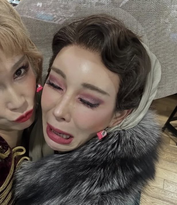 Woman_iSumm's tweet photo. 갭차이 진짜ㅋㅋㅋㅋ 왜 자꾸 얼굴 구기냐고ㅋㅋㅋㅋㅋ https://t.co/53Y1YE2Bzm