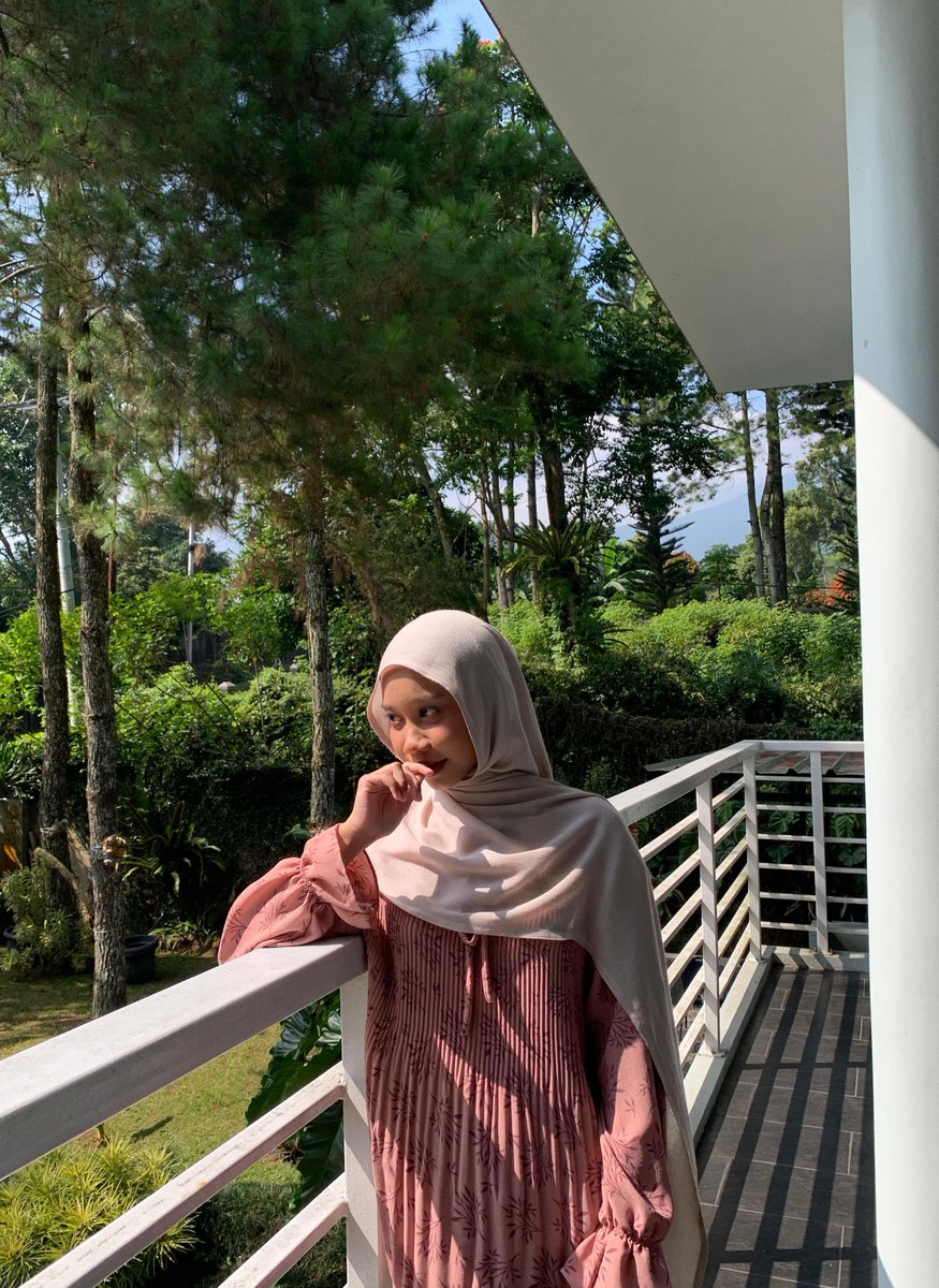 nora²⁷ itb tweet media