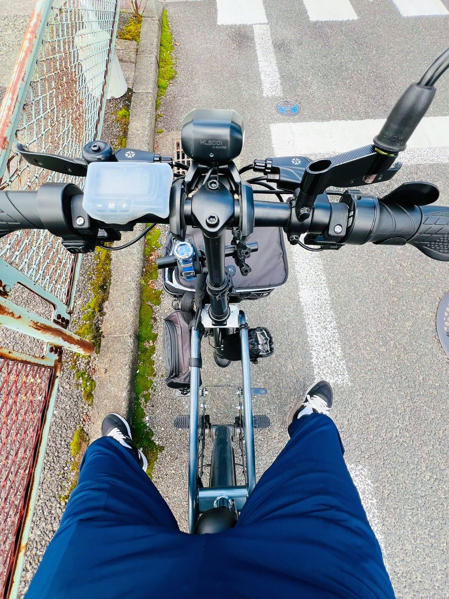 sub_shake1's tweet photo. バッグ無で25キロ走りそれでも中々の乗りやすい。はすまつりと見て行ったけど何もなく花を見て終わり、帰りはバッグ付けましたが荷物が積めるのはやっぱり良いですね。たまに日がでると暑いが絶妙なスピードが涼しい https://t.co/OWZty1Cyz8