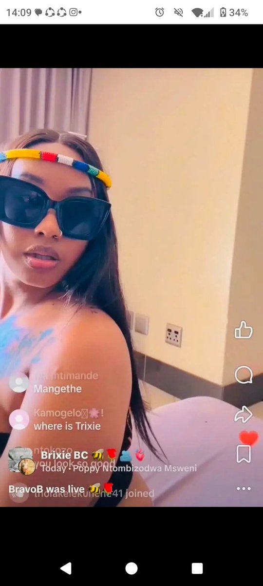 manzingane38646's tweet photo. TRIXIE X GUSHIMA MARQUEE 
TRIXIE X SETTING THE TONE 
#TrixieCristoffels
#TruxieAtDurbanJuly https://t.co/M9ES3azehv
