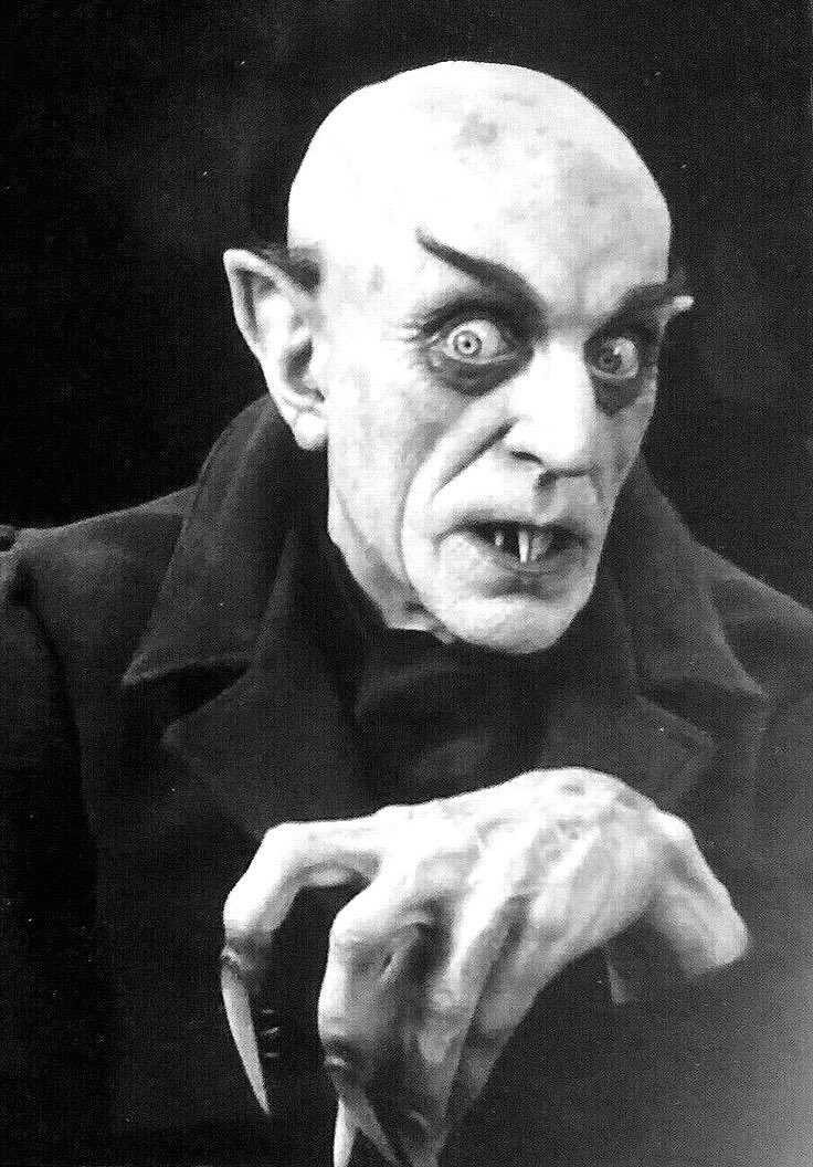 JOSIELOVEDOTCOM's tweet photo. @JayTC53 @ginamilan_ @cajuncutie1980 You look like Nosferatu https://t.co/eoJpHbfsM7