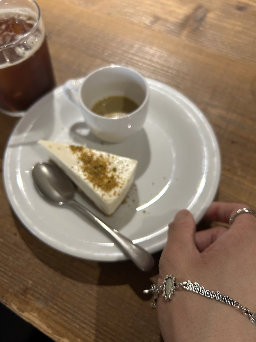 siritoriyowai_7's tweet photo. チーズケーキ🧀☕️
#natorium
#natorium_style https://t.co/0wYLQ4Rr1g