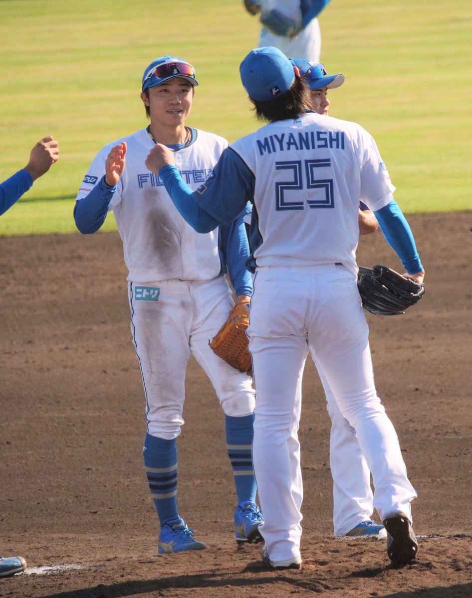 koenumasachi's tweet photo. 偉人とハルタク
2026.07.04函館
#宮西尚生
#中島卓也
#西川遥輝 https://t.co/lXEikkTOoP