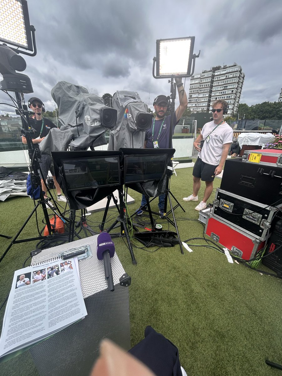 MaryPatrux's tweet photo. Day 6 @Wimbledon @beinsports_FR https://t.co/ol6ynw5lrf