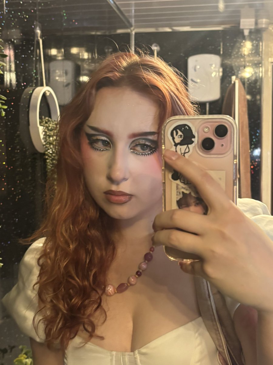 waterkimlip's tweet photo. heading to london pride :3 https://t.co/um6uqcII7j