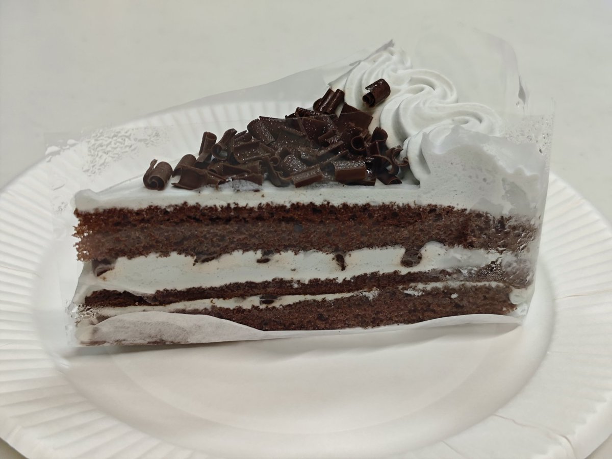 mau70xt's tweet photo. わ～い🍰 https://t.co/zyLJLuSYXr