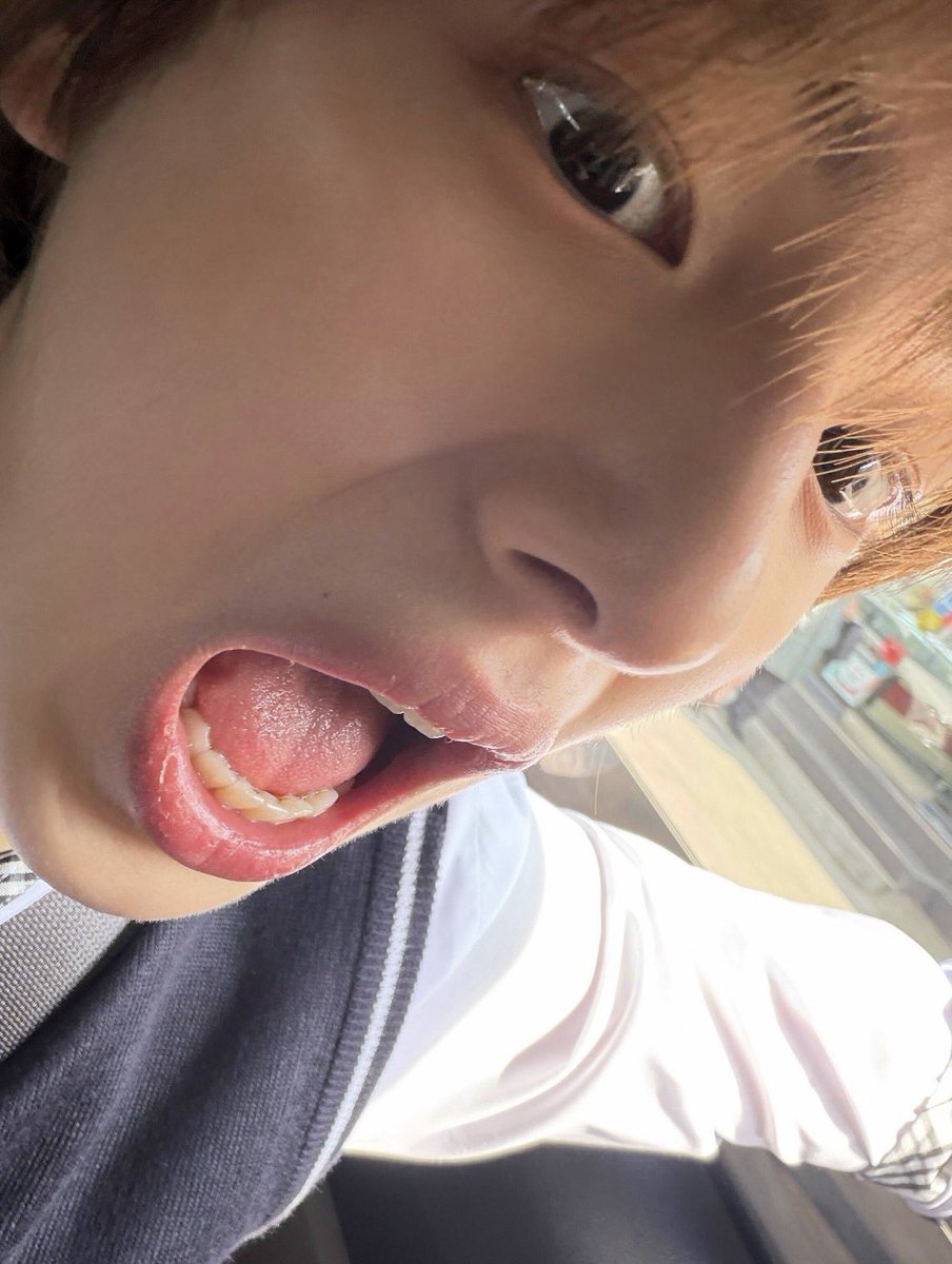 dubumunda's tweet photo. 오크크!베리 먹었는데 양 은근 많아서 먹기 힘들었슨
나중에 같이 먹자 🥵🕺 https://t.co/FeJ67b3tLd