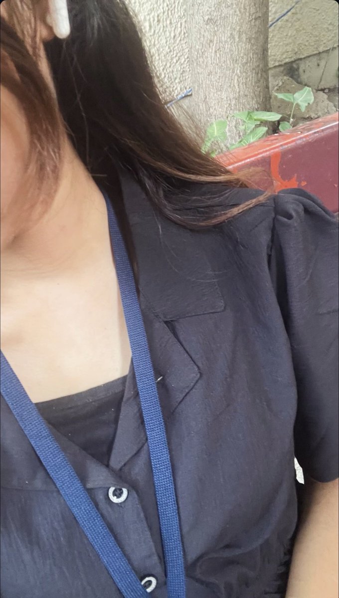 Vismayeahhhh's tweet photo. Neck out like that? Come get claimed ❤️ https://t.co/8Iei2SarMt